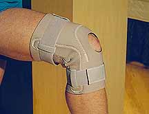 Knee-Cushioned Hinged Neoprene